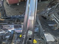 Próg lewy SŁUPEK ŚRODKOWY B Mercedes W213 kombi 5d szary 992