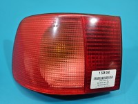 Lampa tył lewa Producent części: Audi, Lekko wypalona Audi A8 D2 sedan