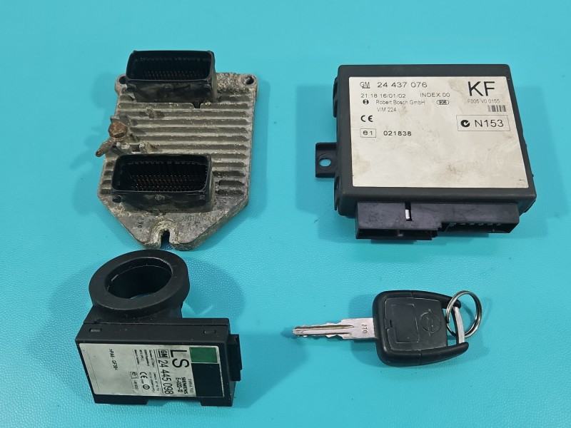 Komputer Sterownik silnika Opel Zafira A 1.8 16V 09158726, 5WK9157