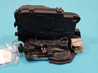 Zamek przód lewy 7059967 Bmw e90 EUROPA Producent części: BMW, 7pin