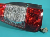 Lampa tył lewa Producent części: Honda, Uszkodzone mocowanie HELLA LIFT 04-06 Honda CR-V II HB