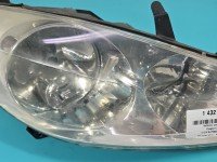 Reflektor prawy lampa przód Peugeot 307 EUROPA