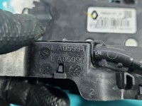 Zamek tył lewy 16943131B, 825037142R Renault Megane IV 4pin