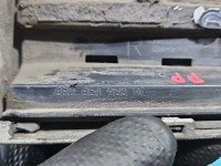 Listwa błotnika przód prawa AUDI Q5 08- 8R0854960E, 8R0854960D