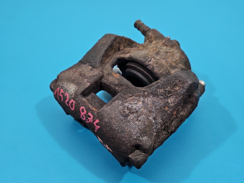 Zacisk przód prawy Ford S-max I MK1 2.0 TDCI