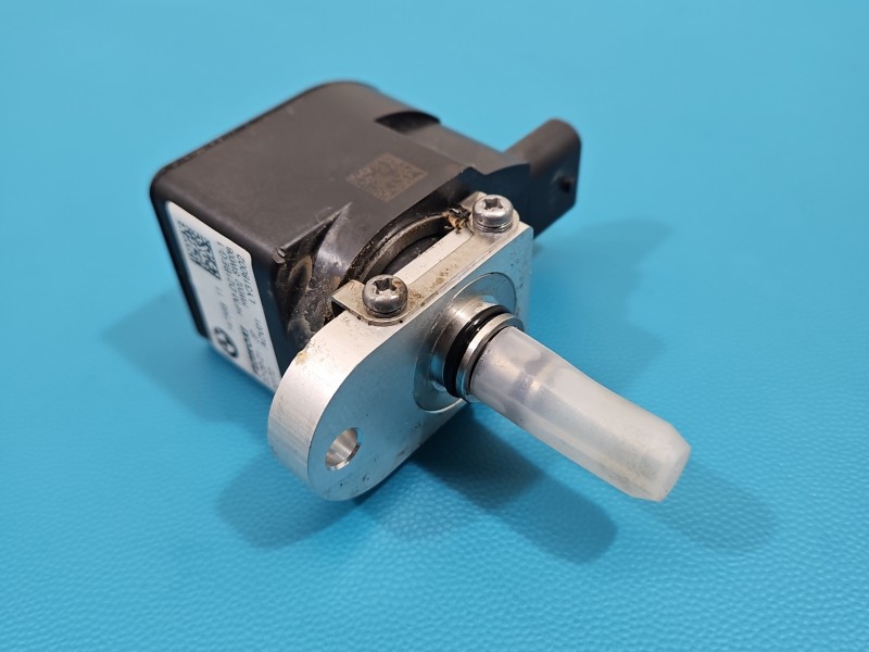 Zawór pozostałe BMW iX3 G08 14756811 0.0 elektryczny