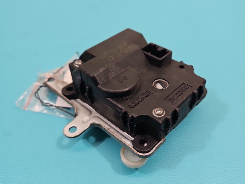 Silniczek nawiewu NAGRZEWNICY Kia Sportage II 04-10 H40073-0530 EUROPA Silniczek nawiewu NAGRZEWNICY Kia Sportage II 04-10 H40073-0530 EUROPA