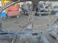 Próg prawy SŁUPEK ŚRODKOWY B Mercedes W213 kombi 5d szary 992