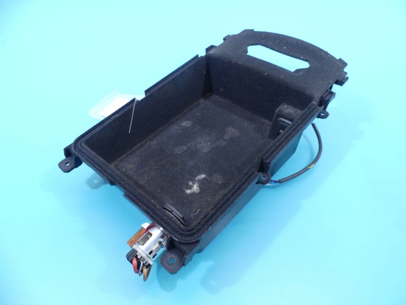 Schowek pasażera AUDI A6 C7 EUROPA 4G0864981G, 4G0035474