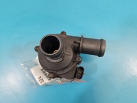 Pompka obiegu wody pompa Audi A4 B9 2.0 TFSI 06H121601N