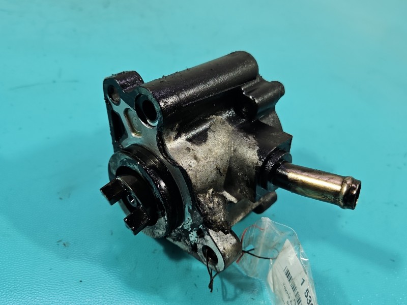 Pompa vacum Toyota Avensis II T25 29300 27020 2.0 d4d
