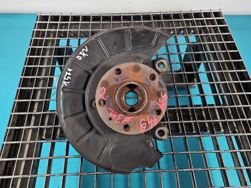 Zwrotnica prawa piasta przód 1.4 TSI CAV Vw Scirocco III 08-