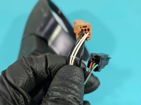 Lusterko lewe pin Peugeot 208 I HB 5d kolor EZRC europa