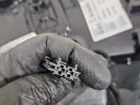 Podnośnik przód lewy MERCEDES W176 A2465404805 5d HB