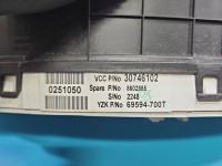 Licznik Volvo S60 I 2.4 D5 30746102, 69594-700T EUROPA