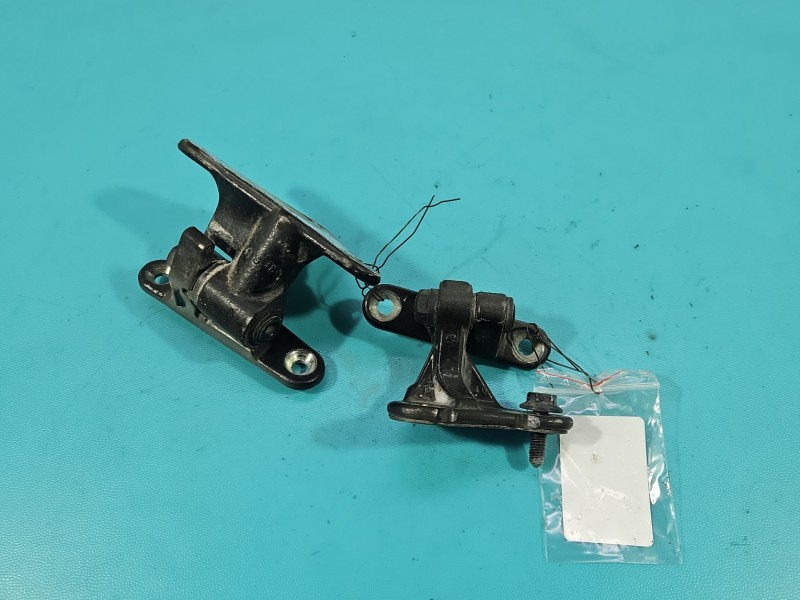 Zawias drzwi przód prawy Mercedes ML W164