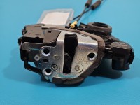 Zamek przód prawy LEXUS CT 10-22 EUROPA Producent części: Lexus, Europejska, 4pin