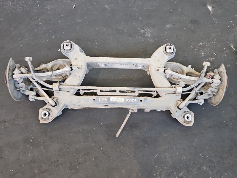 Tylna belka oś tył Mercedes CLS II C218 W218 218 3.0 cdi (642853) Tylna belka oś tył Mercedes CLS II C218 W218 218 3.0 cdi (642853)