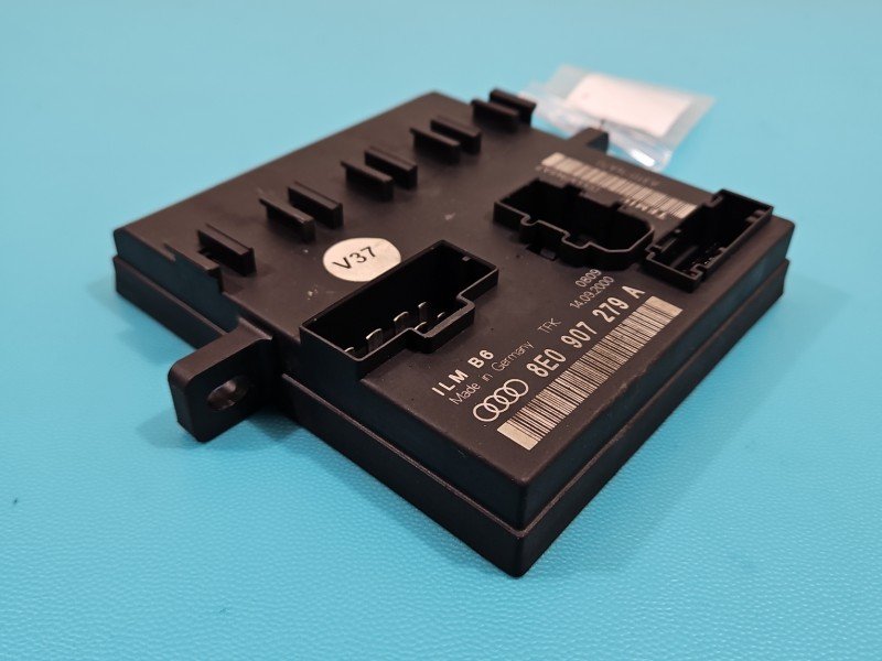 Sterownik moduł komfortu Audi A4 B6 8E0907279A