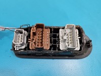 Przełącznik szyb Renault Scenic II Porysowany panel EU 156018070