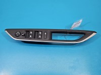 Przełącznik szyb Peugeot 3008 II 98319739ZD Peugeot EU