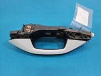 Klamka przód prawa zewnętrzna Skoda Octavia IV 8V0839885