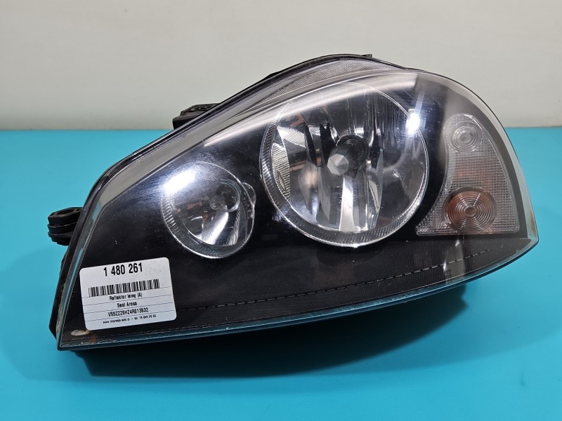 Reflektor lewy lampa przód Seat Arosa EUROPA