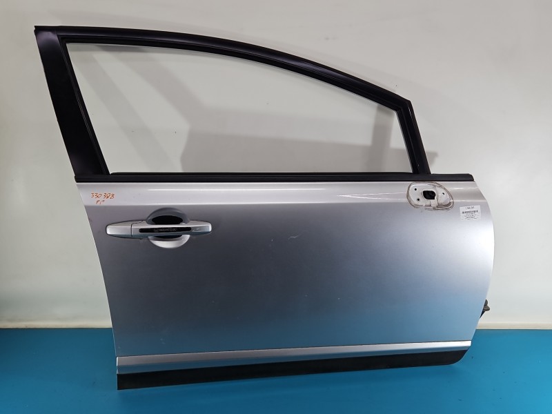 DRZWI PRZÓD PRAWE PASAŻERA Honda Civic VIII UFO 4d srebrny nh-700m