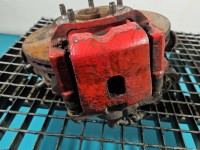 Zacisk przód prawy Toyota Rav4 II 00- 2.0 D4D 1CD