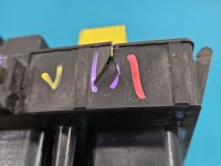 Skrzynka bezpieczników Opel Astra III H 13205783