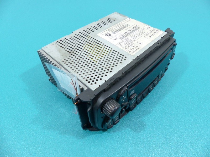 Radio fabryczne Chrysler Voyager IV P04858543AG-A