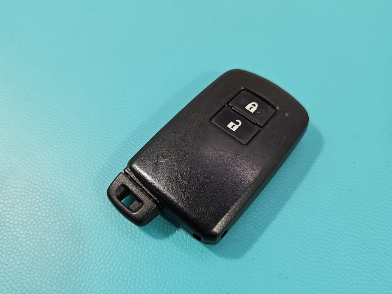 PILOT KLUCZYK KEYLESS Toyota Auris II