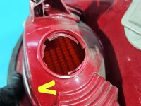 Lampa tył lewa Vw New Beetle 98- cabrio Volkswagen, Uszkodzone gniazdo żarówki. EUROPA