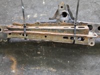 WÓZEK KOŁYSKA TRAWERS Sanki Belka silnika Toyota Corolla E15 1.6 vvti (1ZR)