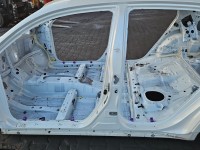 Próg lewy SŁUPEK ŚRODKOWY B LEXUS CT 10-22 HB 5d 085