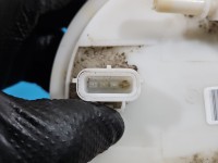 pompka Pompa paliwa Ford Fiesta Mk6 1.4 16V 3383B, P0469987 Producent części: FORD, Benzyna, Europejska, KWN831