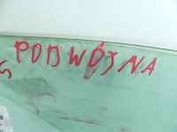 Szyba drzwi przód prawa Mercedes W220 sedan