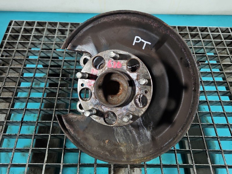 Piasta koła tył prawa zwrotnica łożysko Honda Accord VIII 08- 2.0 VTEC (R20A3) Piasta koła tył prawa zwrotnica łożysko Honda Accord VIII 08- 2.0 VTEC (R20A3)