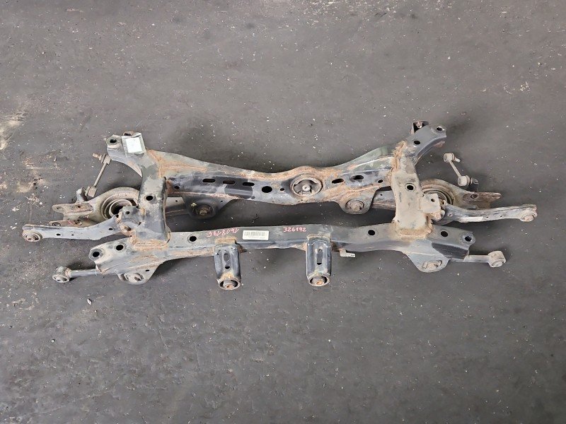 Tylna belka oś tył Hyundai Ix35 09-13 2.0 16V Tylna belka oś tył Hyundai Ix35 09-13 2.0 16V