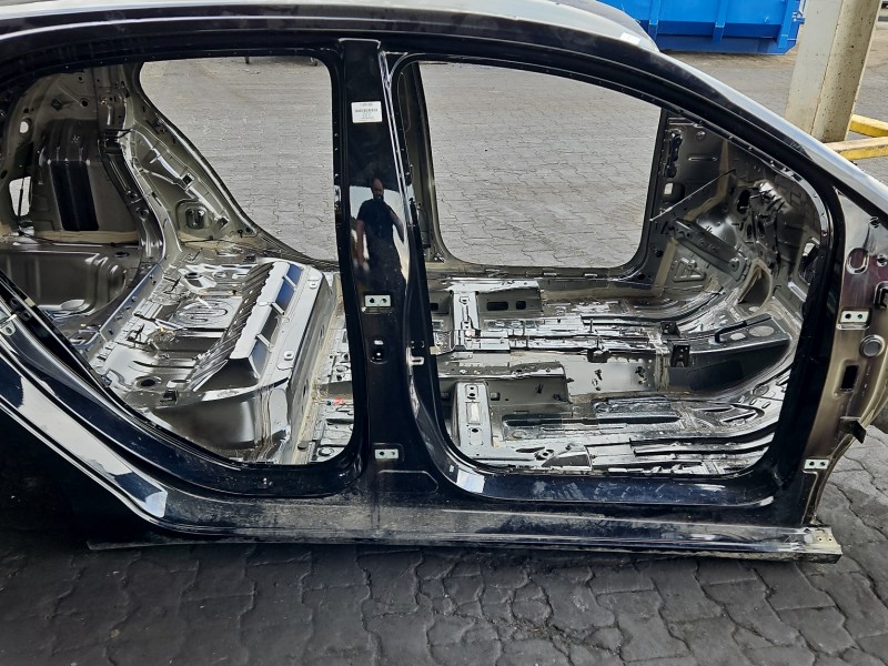 Próg prawy SŁUPEK ŚRODKOWY B MG MG3 24- HB 5d 5PBC
