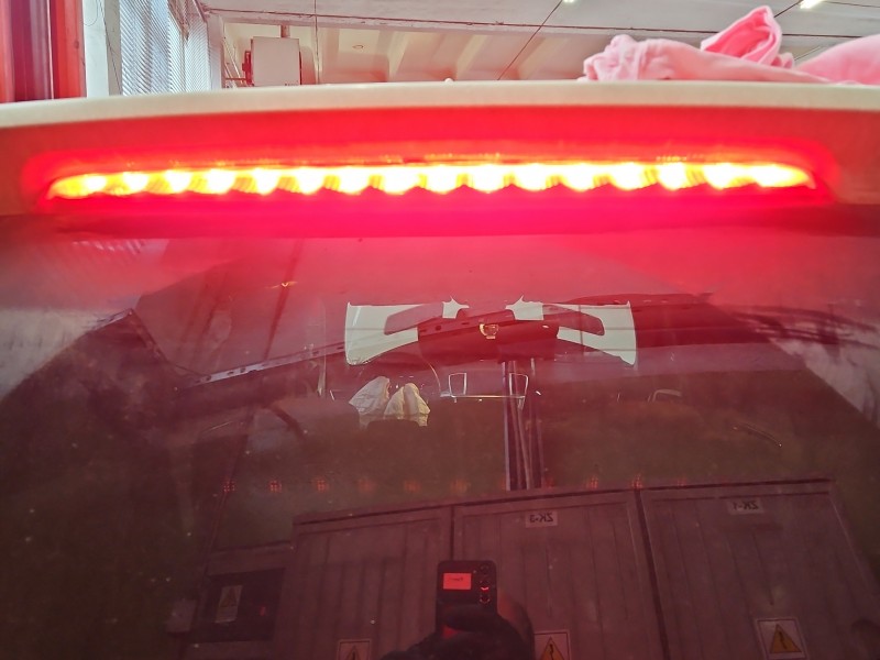 TRZECIE ŚWIATŁO STOP STOPU Mercedes GL II X166 HB