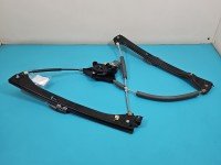 Podnośnik przód lewy Skoda Superb III 5Q0959801B 5d kombi