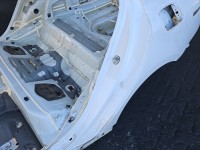 Błotnik tył lewy Kia Stinger ćwiartka SNOW WHITE PEARL