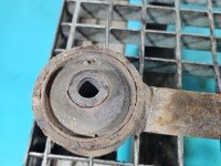 Wahacz tył lewy Toyota Land Cruiser J200 07-
