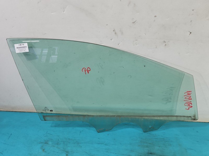 Szyba drzwi przód prawa Ford Fiesta Mk8 HB