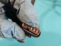 Wiązka instalacja Producent części: OPEL, 39171047, bezpieczników z komory silnika Opel Astra V K 39171047