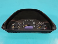 Licznik Mercedes W210 2.2 cdi 88311281 EUROPA