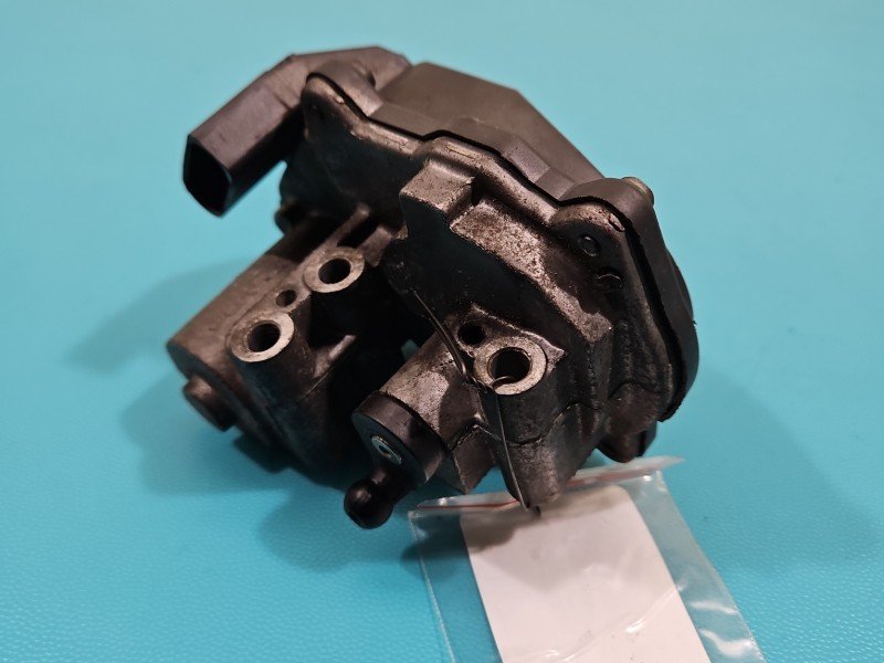 Nastawnik klap kolektora Audi A5 8T 059129086K 3.0 tdi V6