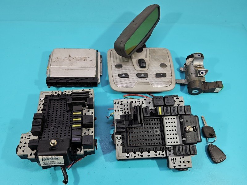 Komputer Sterownik silnika 0281010319, 08667710A Volvo S60 I 2.4 D5 Komputer Sterownik silnika 0281010319, 08667710A Volvo S60 I 2.4 D5
