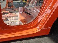 Próg lewy SŁUPEK ŚRODKOWY B Opel Corsa F HB 5d pomarańczowy KVH